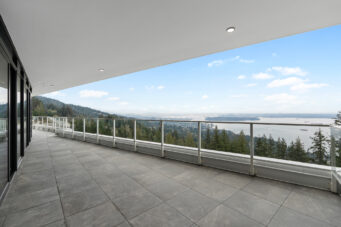 PH#1100 - 3963 Uplands Way